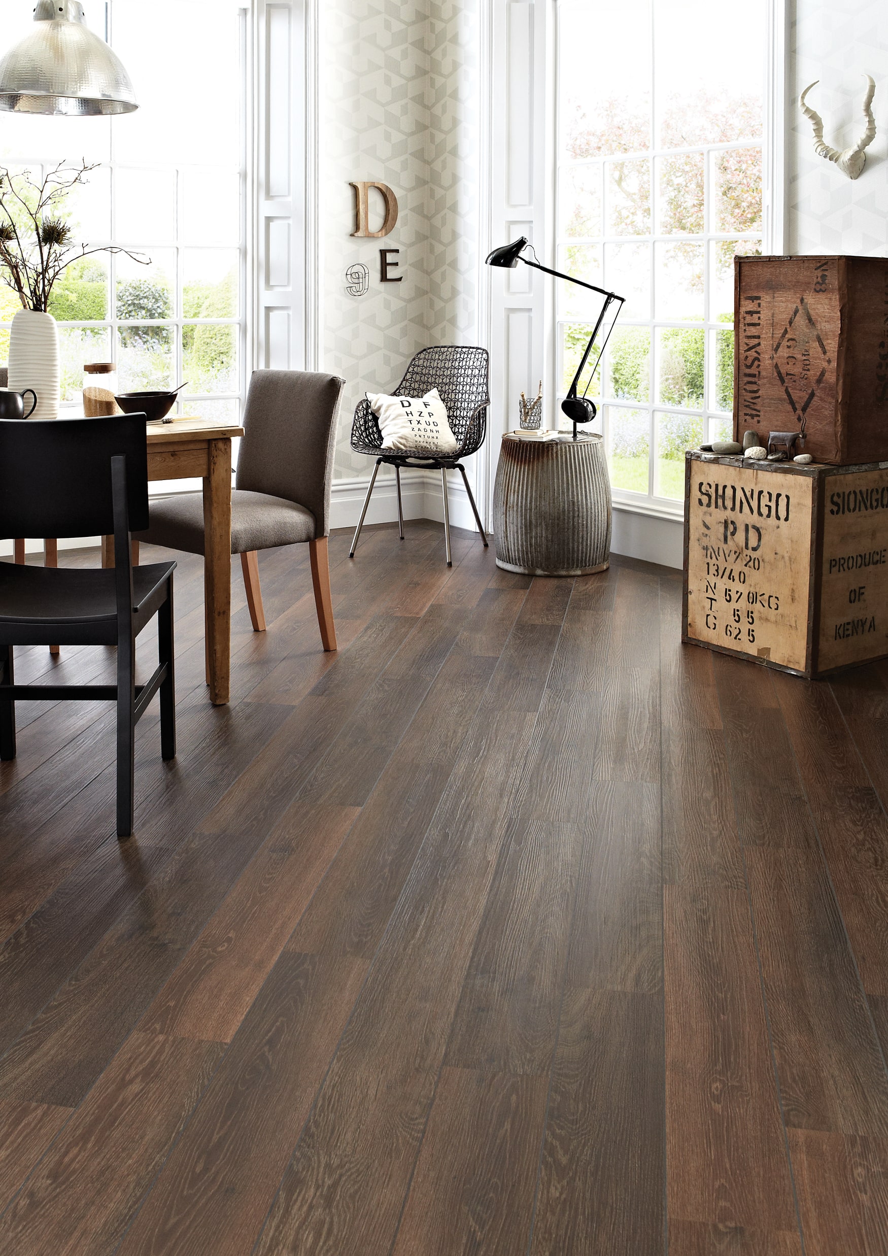 Aged Oak Vinyl flooring in the living room provided by sherwood flooring